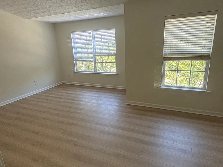 3880 Grovemont Pl — Photo 16