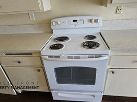 200 W. Arbor Vitae St.