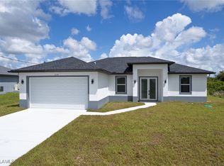 6133 Stratton Rd, Fort Myers, FL 33905