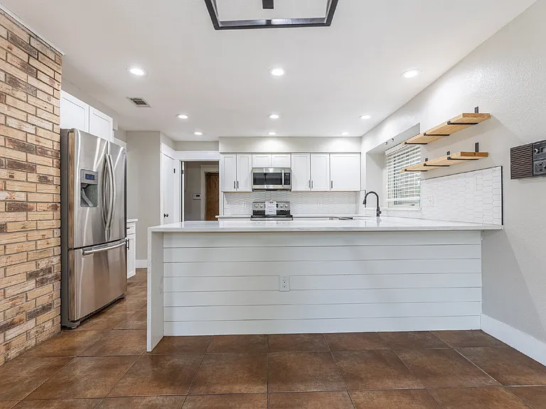 2331 Bluffridge St — Photo 11