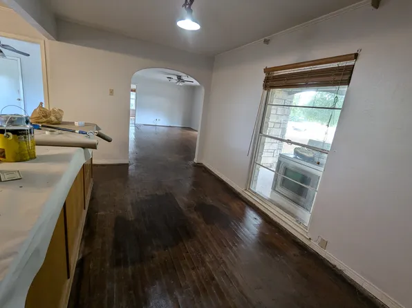 1998 Fm 1385, Aubrey, TX 76227