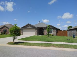 6800 SW Chalkstone Rd, Bentonville, AR 72713