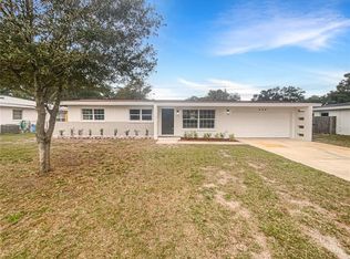 650 Corvette Dr, Largo, FL 33771