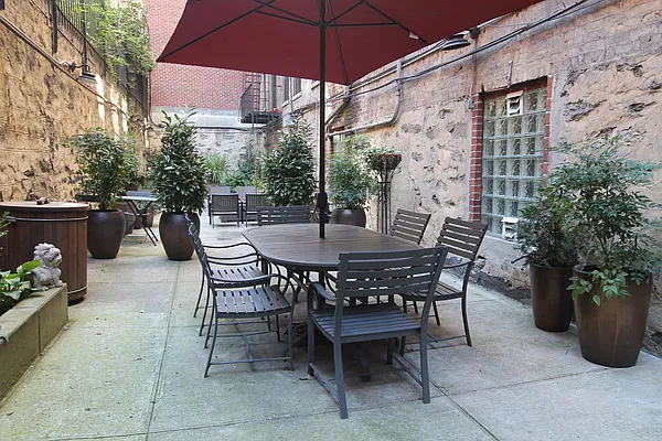 Sold by Cohen Smith Chang LLC | media 17