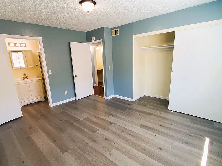 398 Cattle Call Dr — Photo 26