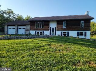 36 Trappe Rd, Collegeville, PA 19426