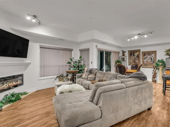 1961 Durnin Rd Unit 104, Kelowna, BC V1X 7Z6