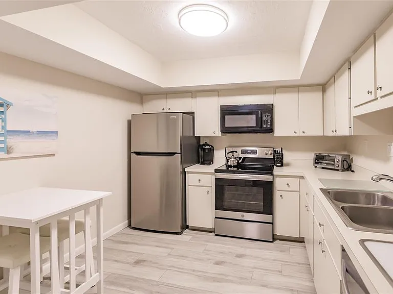 1055 W Peppertree Dr #506AA — Photo 6