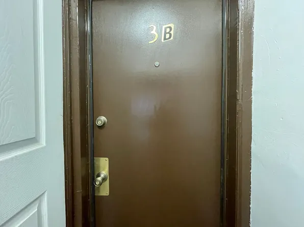 27 E 7th St, 27 E 7th St APT 3B, Chester, PA 19013