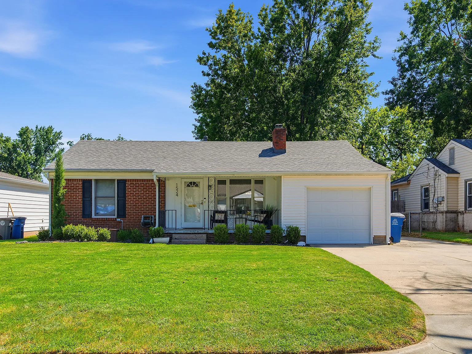 3 bed, 1547 sqft, $4,500 — Photo 1