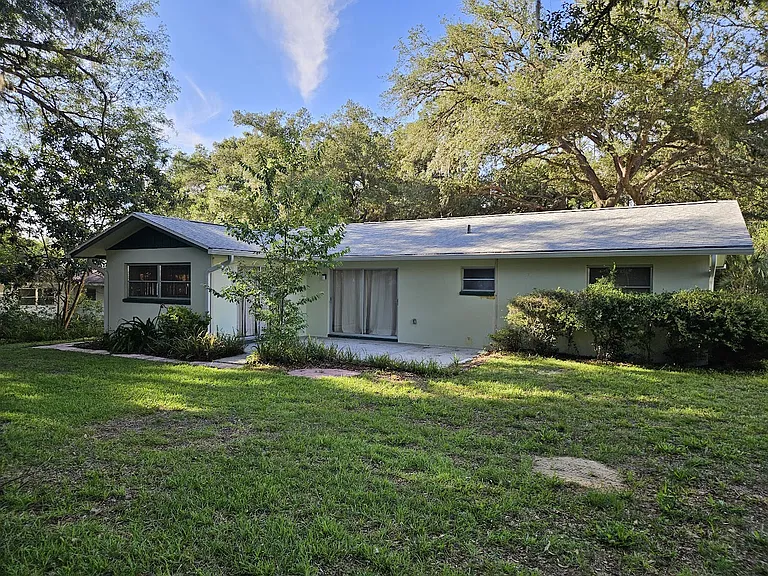 10144 N Academy Dr — Photo 2