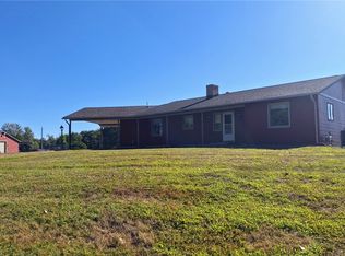 1220 N High St, Paris, IL 61944