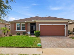 902 Tidal Pond Dr, Groveland, FL 34736