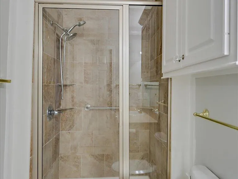 200 Woodgreen Dr #2 — Photo 16