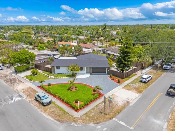 3732 SW 16th St, Fort Lauderdale, FL 33312