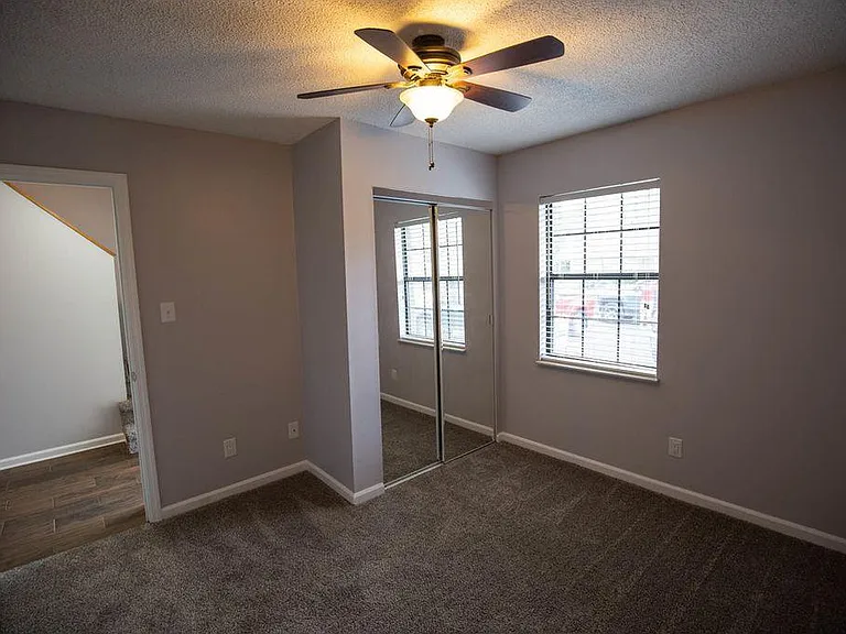 931 Bradley Bell Dr — Photo 5