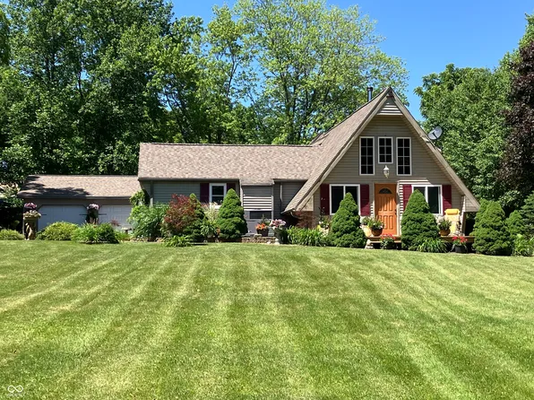 3330 W Arrowhead Dr, Crawfordsville, IN 47933
