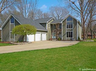 889 Glenbarr Ln, Frankfort, IL 60423