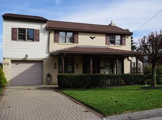 176 Carmella Dr, White Oak, PA