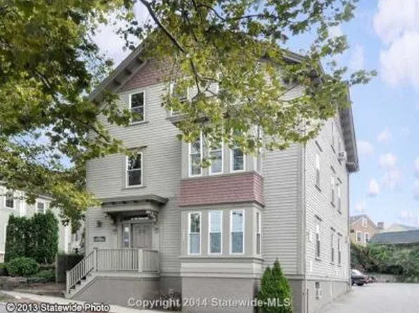 439 Benefit St, Providence, RI 02903