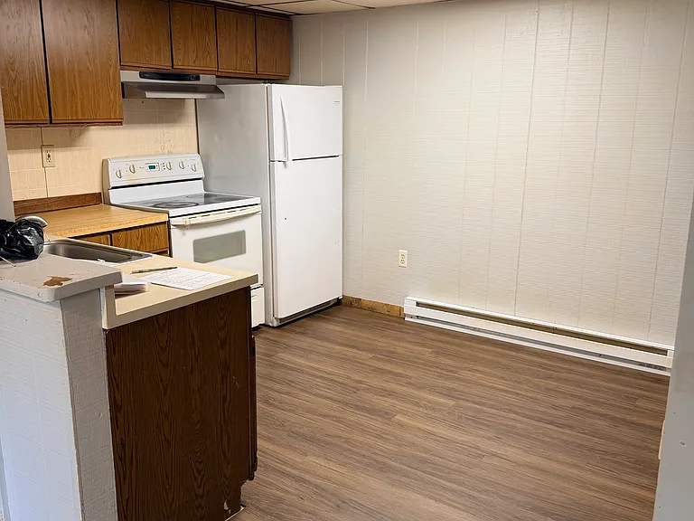 363 Riverside Dr #1 — Photo 6