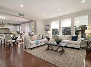 16 Monrovia, Irvine, CA 92602