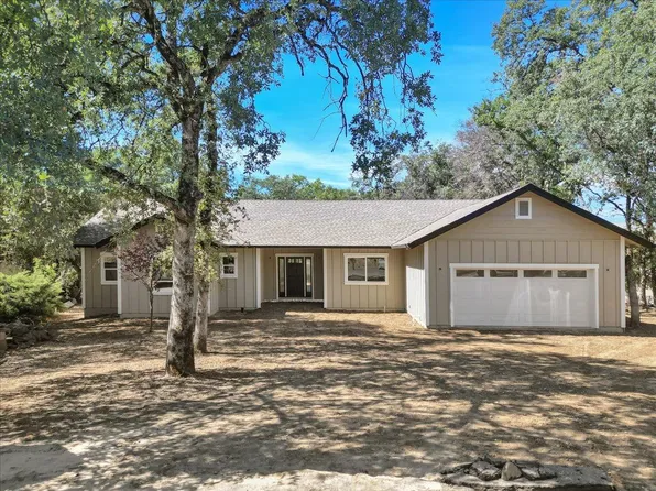 13906 Canopy Ct, Penn Valley, CA 95946