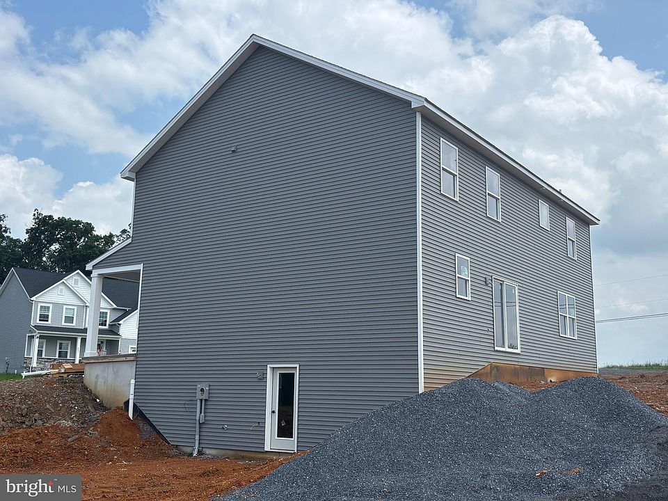 2nd image of 2540 Austin Ave