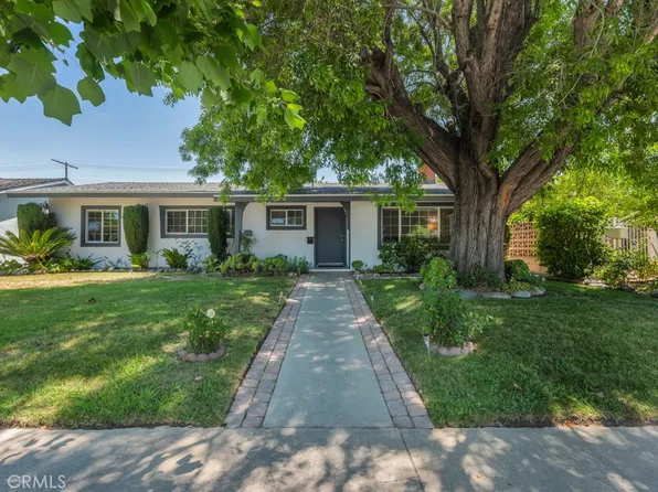 23350 Vanowen St, West Hills, CA 91307
