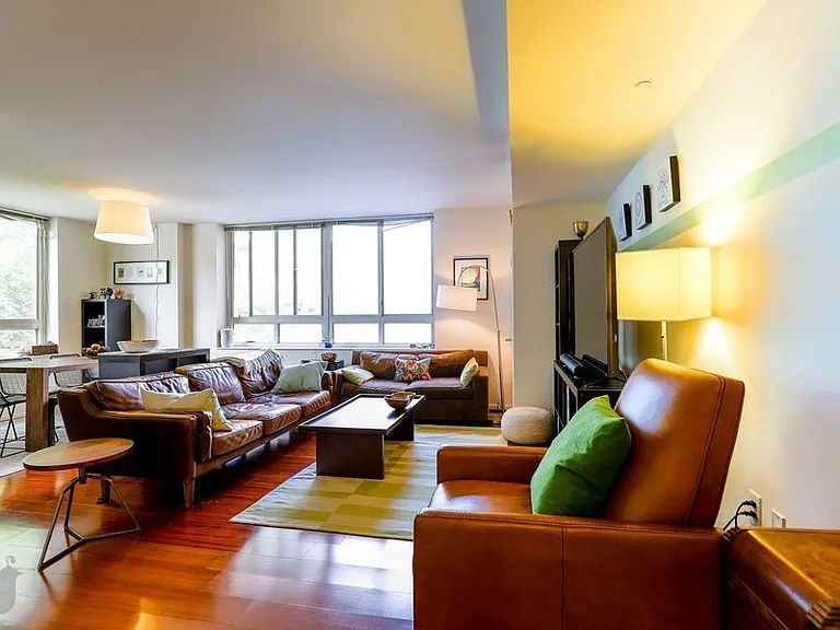 355 I St SW #109 — Photo 5
