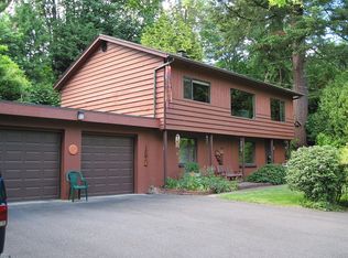 25643 Lake Fenwick Rd S, Kent, WA 98032