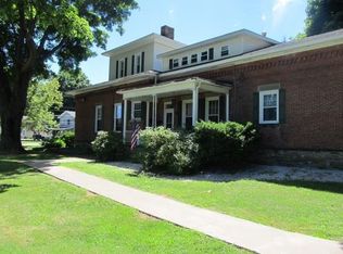 34 Hathaway St E APT 3, Girard, PA 16417