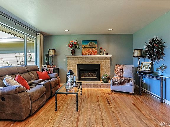 2nd image of 3709 Briarwood Dr SE