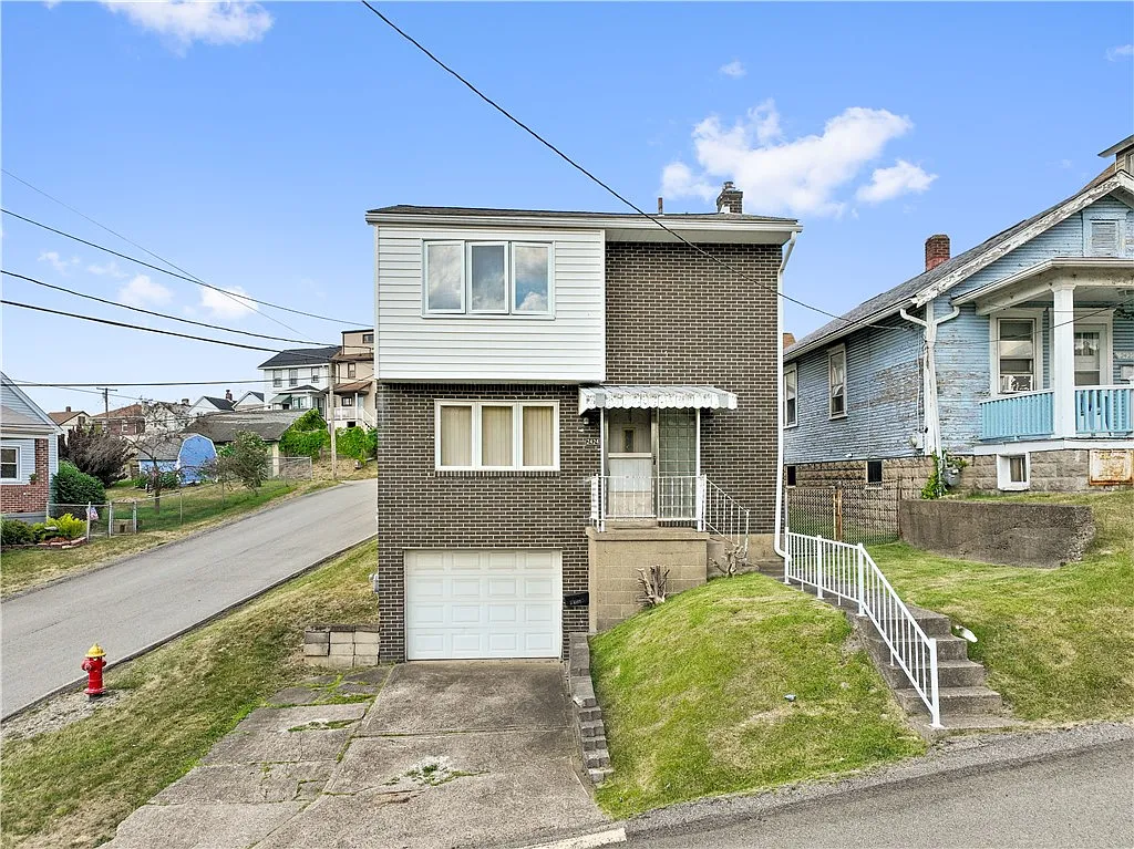 2424 Mercantile St photo 1