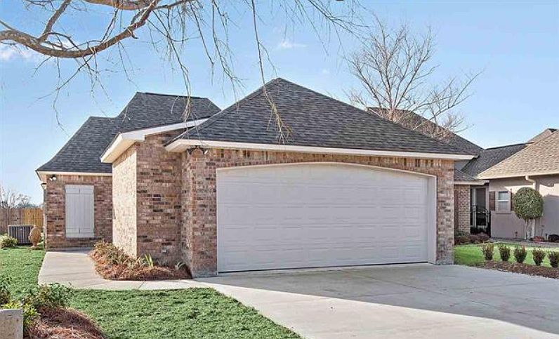 1st image of 5224 Courtyard Dr