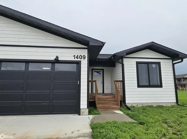 1409 E 10th St, Carroll, IA 51401