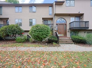 880 Landry Ave UNIT 2, North Attleboro, MA 02760
