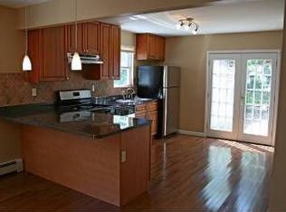 216-05 133rd Ave, Jamaica, NY 11413