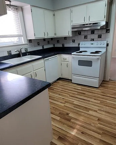 29359 Hemlock Dr — Photo 2