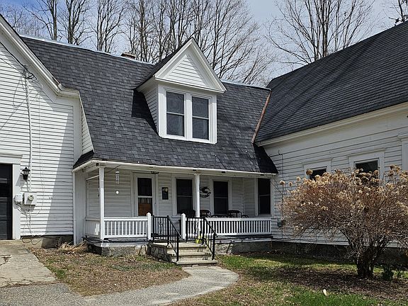 4th image of 28 Sebago Road