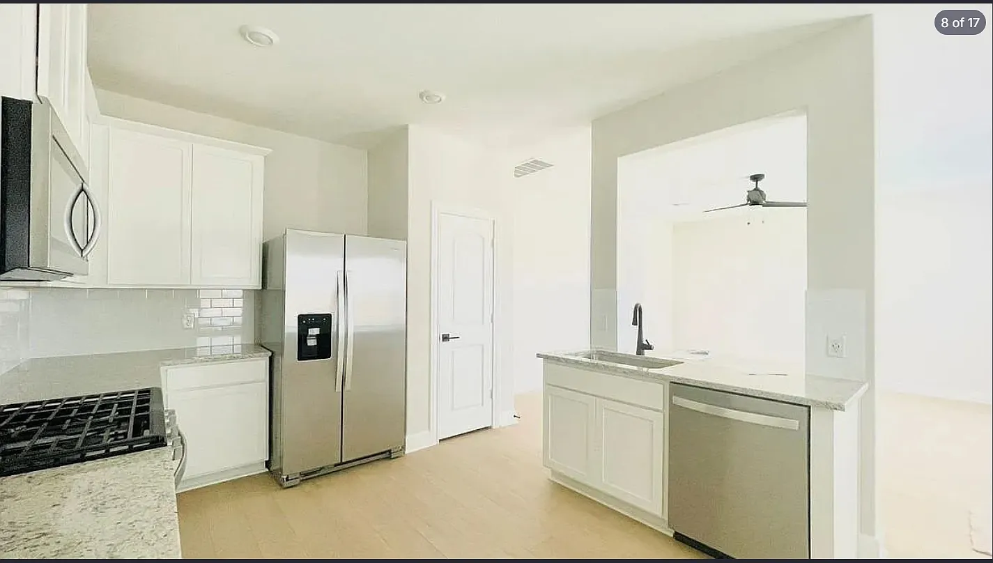 3 bed, 1627 sqft, $2,250 — Photo 3