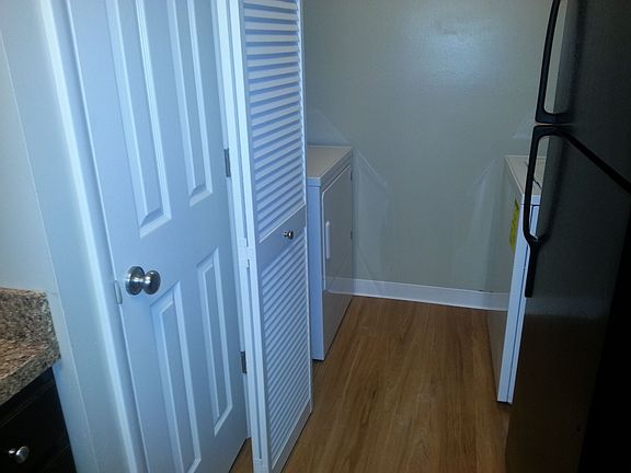 3rd image of 32400 Monroe Ct APT 204