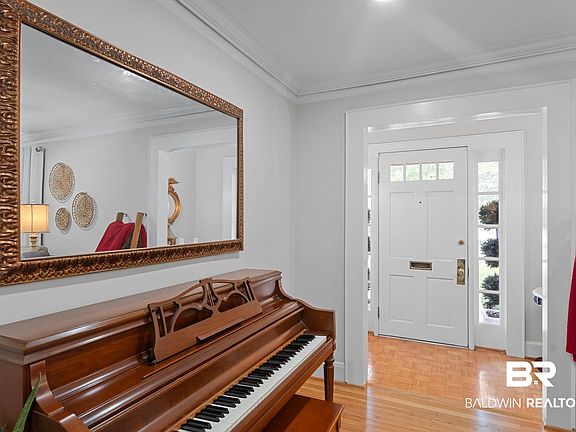 3rd image of 188 Lazenby St