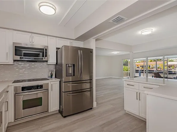 2217 NE 20th Avenue, Wilton Manors, FL 33305