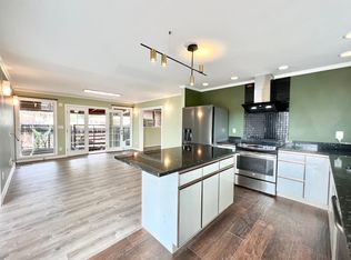 748 Luawai St, Honolulu, HI 96816