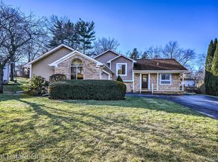 4319 Barnard Rd, Waterford, MI 48329