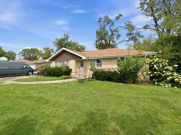 2nd image of 9342 S 76th Ave