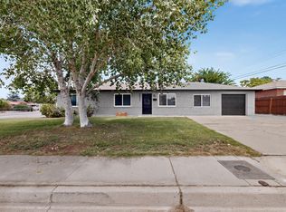 8803 Los Arboles Ave NE, Albuquerque, NM 87112