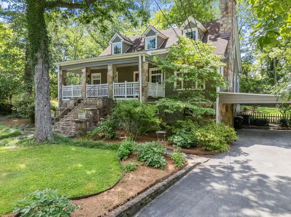 608 Texas Ave, Signal Mountain, TN 37377