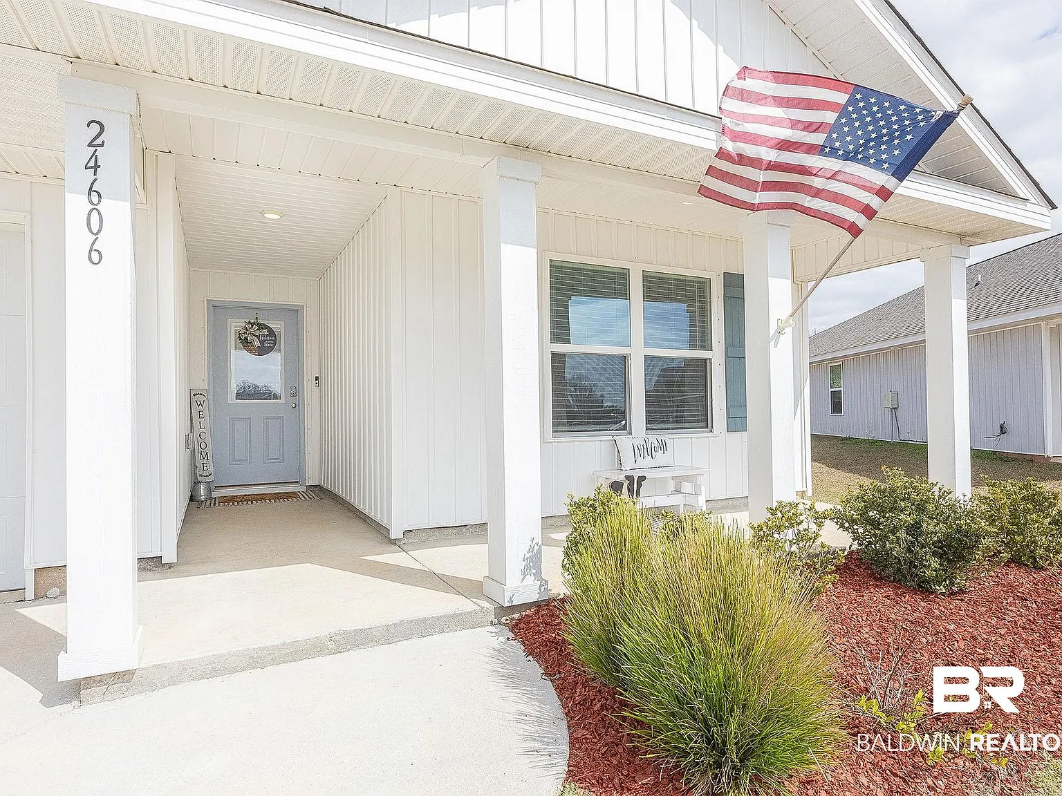 4 bed, 2.0 bath, 2031 sqft, $2,600 — Photo 4